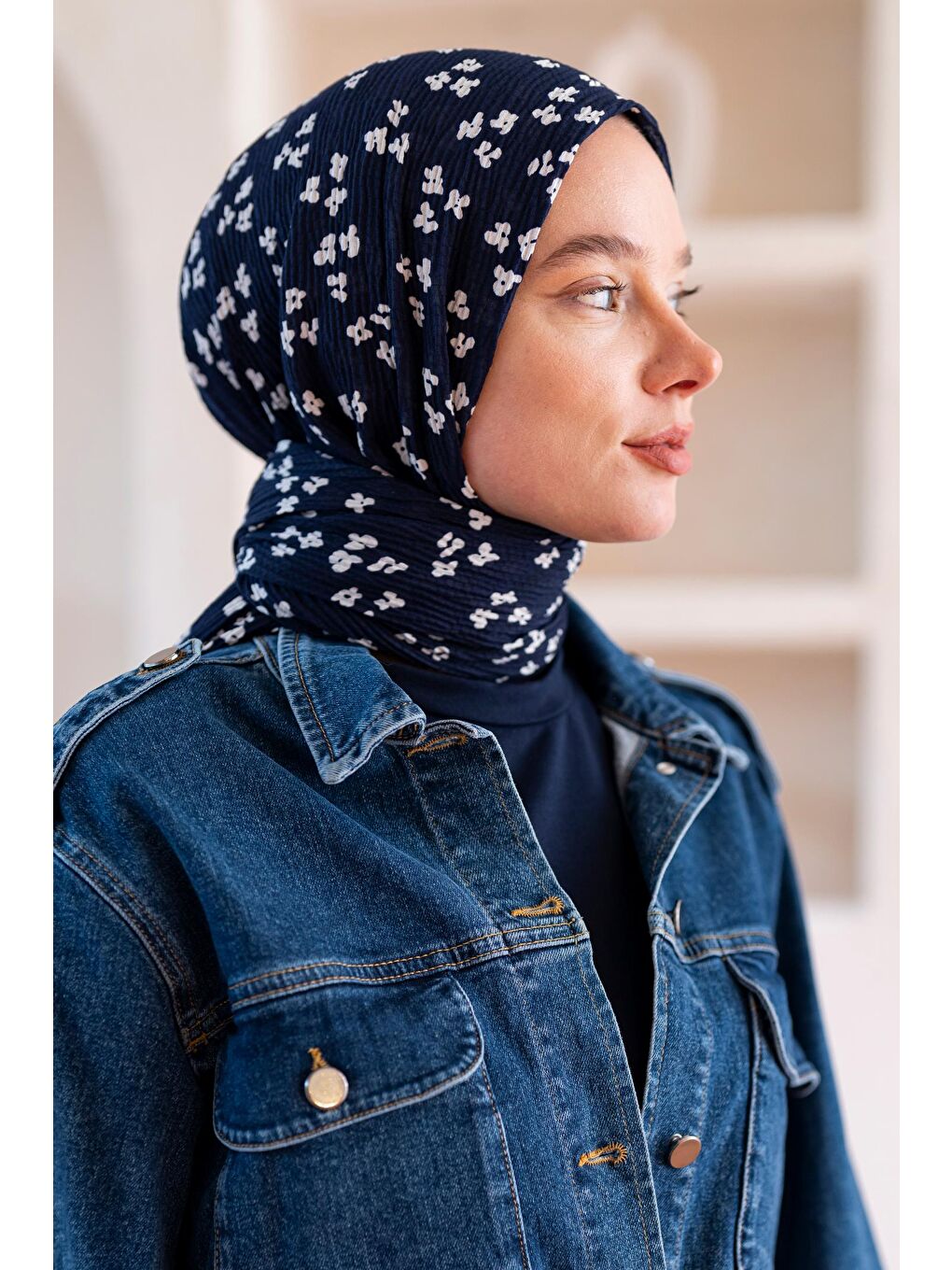 Lacivert Kadın Çiçek Desenli Kırışmaz Bürümcük Şal 190*80 Cm-2