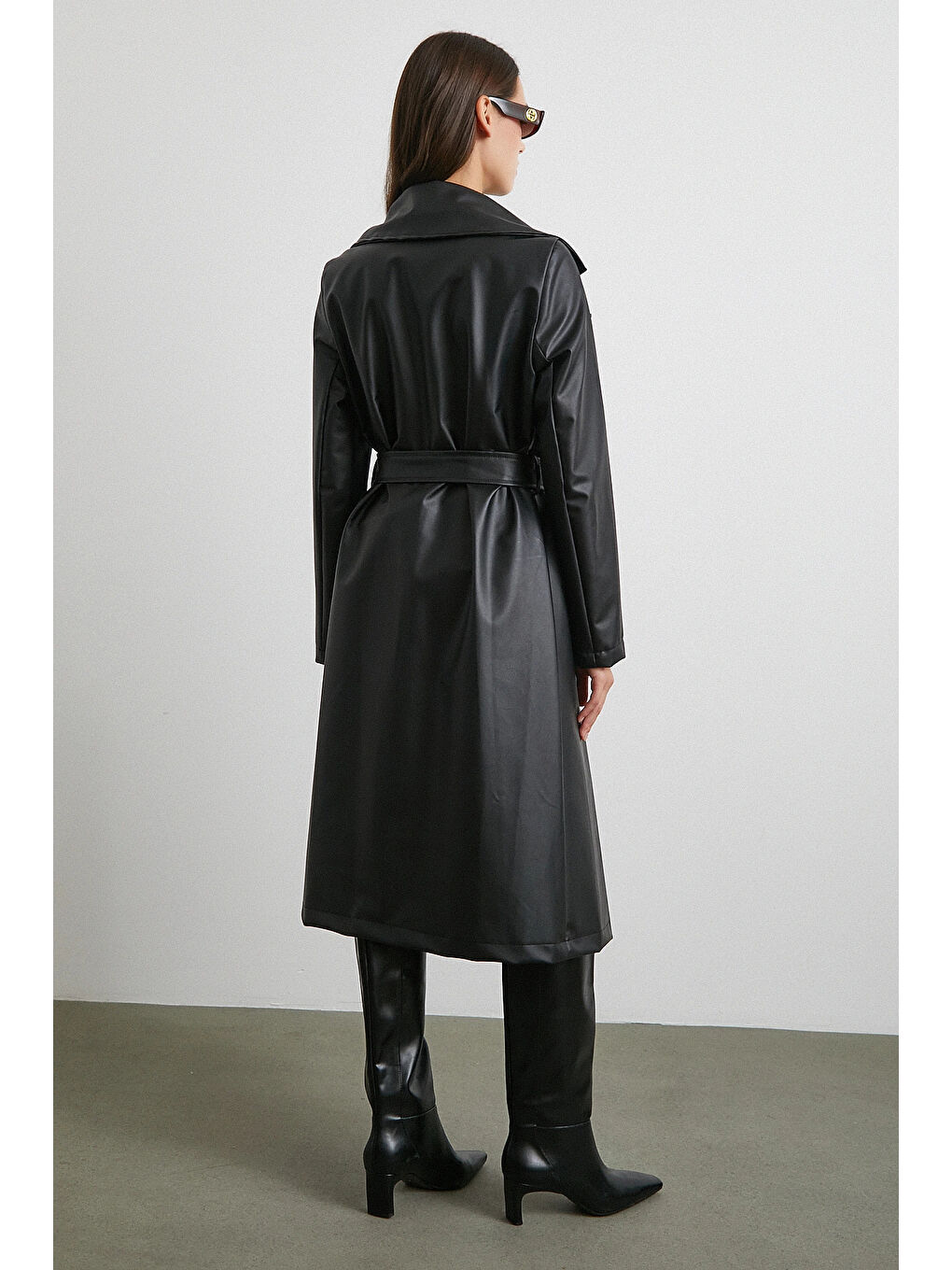 Kuşaklı Deri Pardesü Siyah-5