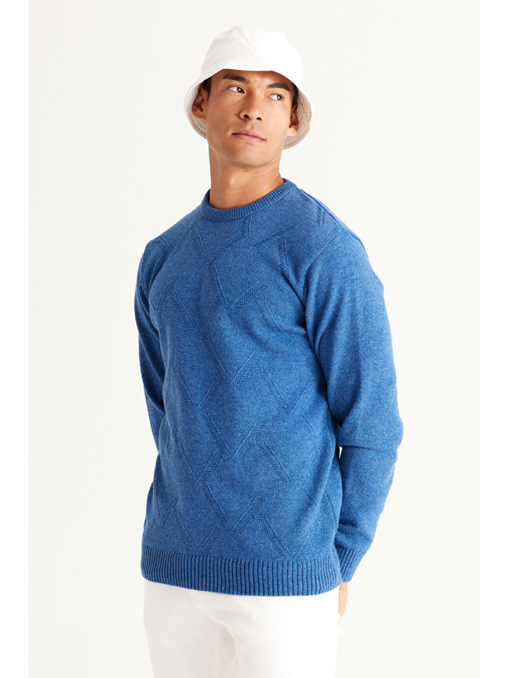 Mavi Erkek Saks Standart Fit Normal Kesim Bisiklet Yaka Jakarlı Triko %100 Pamuk Kazak-2