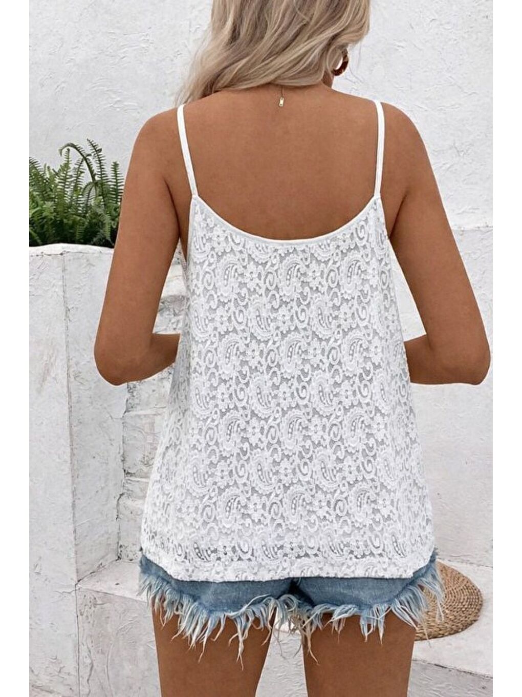 Beyaz Kadın Ip Askılı V Dantel Yakalı Dantel Bluz-2