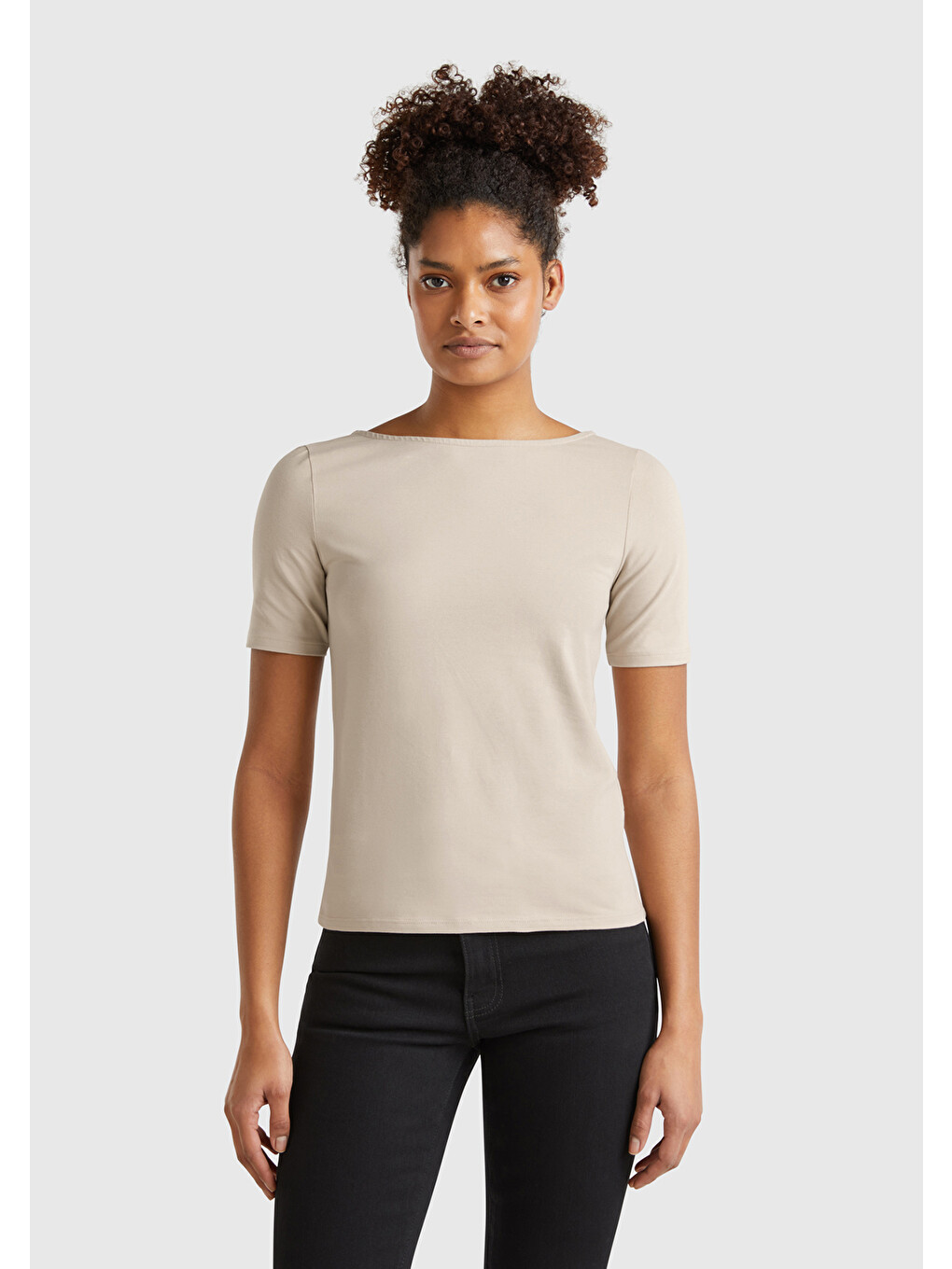Ekru Kadın Krem Pamuk Karışımlı Örme Slim Fit Geniş Yaka T-shirt