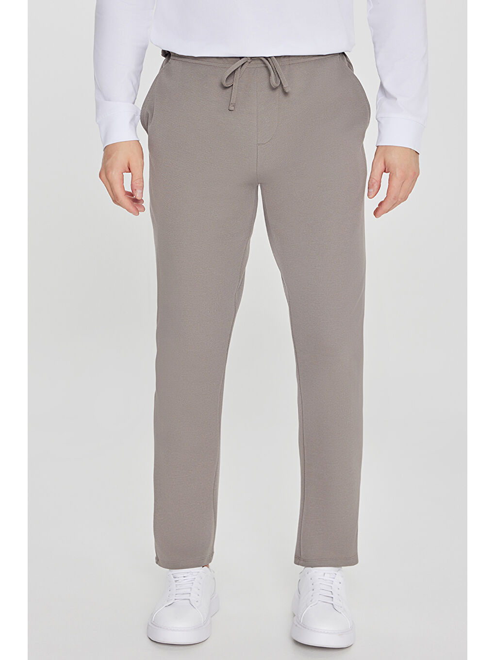 Bej Erkek Vizon Pamuklu Standart Fit Normal Kesim Beli Lastikli Diagonal Desenli Örme Pantolon-1