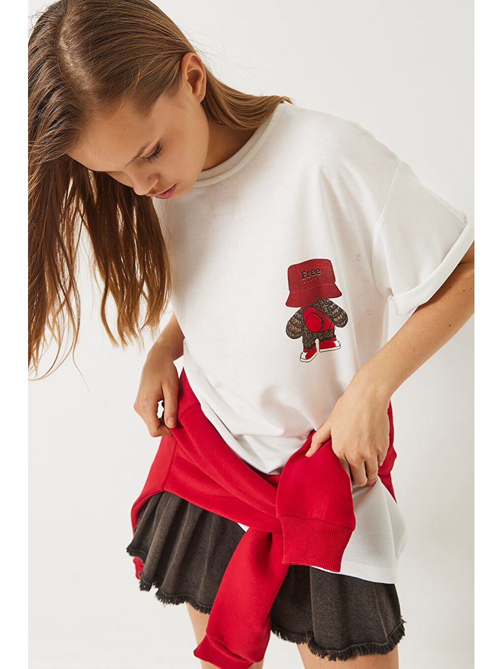 Beyaz Kadın Sırt Baskı Detaylı Bisiklet Yaka Oversize T-Shirt