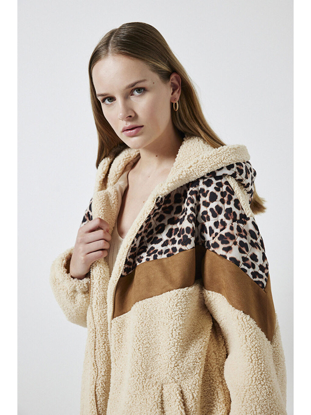 Bej Leopar Kapitoneli Kapüşonlu Mont-4