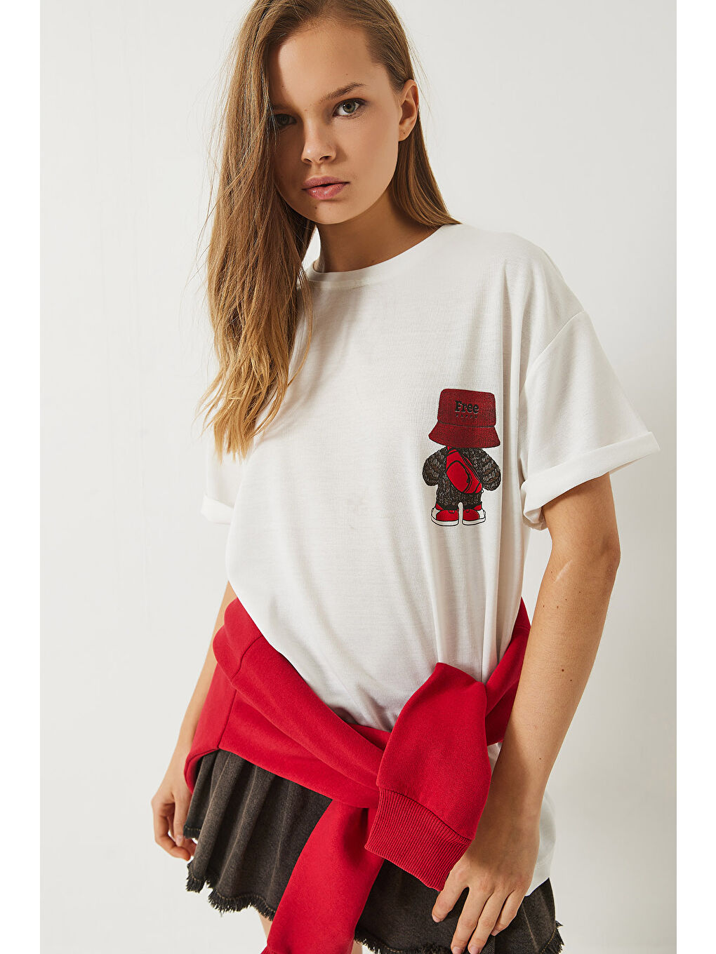 Beyaz Kadın Sırt Baskı Detaylı Bisiklet Yaka Oversize T-Shirt-3