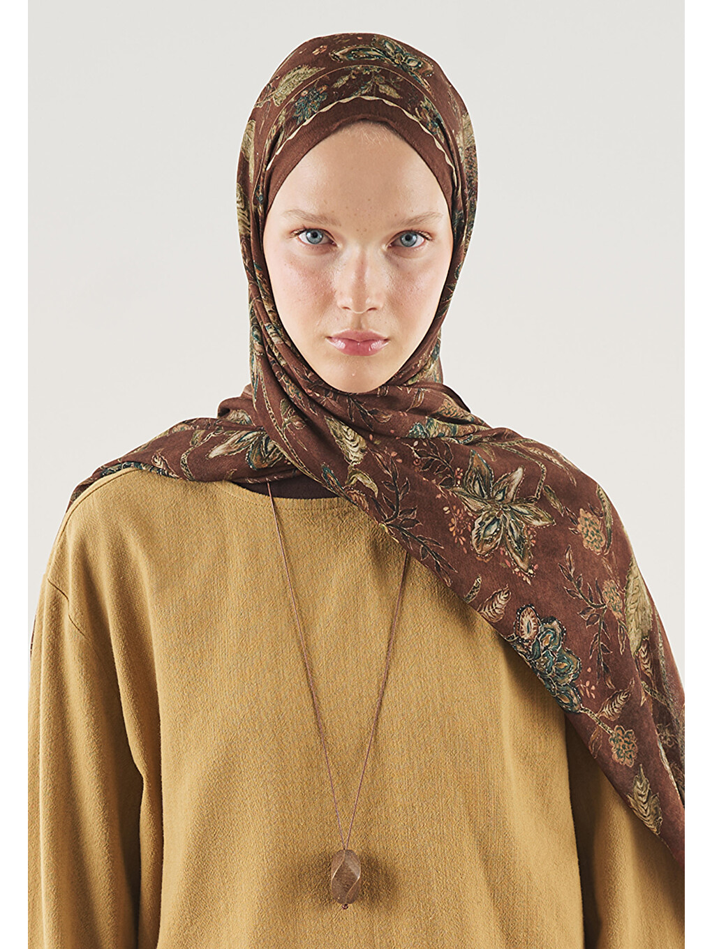 Kahverengi Ethnic Blossom Desen Soft Viskon Şal Kakao-2