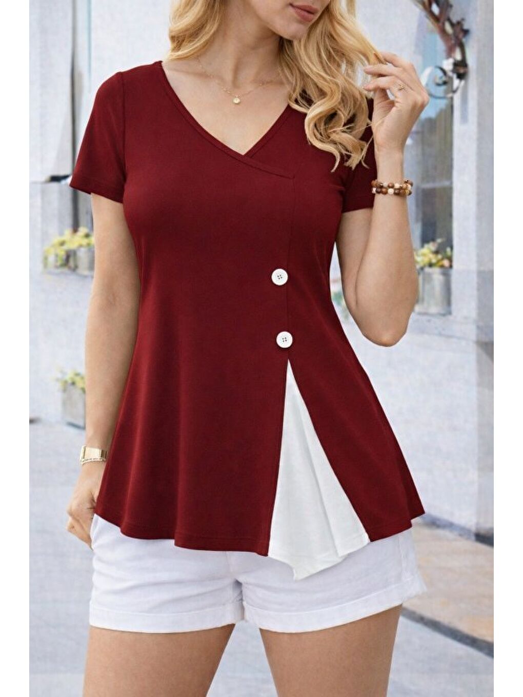 Bordo Kadın Kısa Kollu Asimetrik V Yakalı Düğme Detaylı Viskon Bluz-2