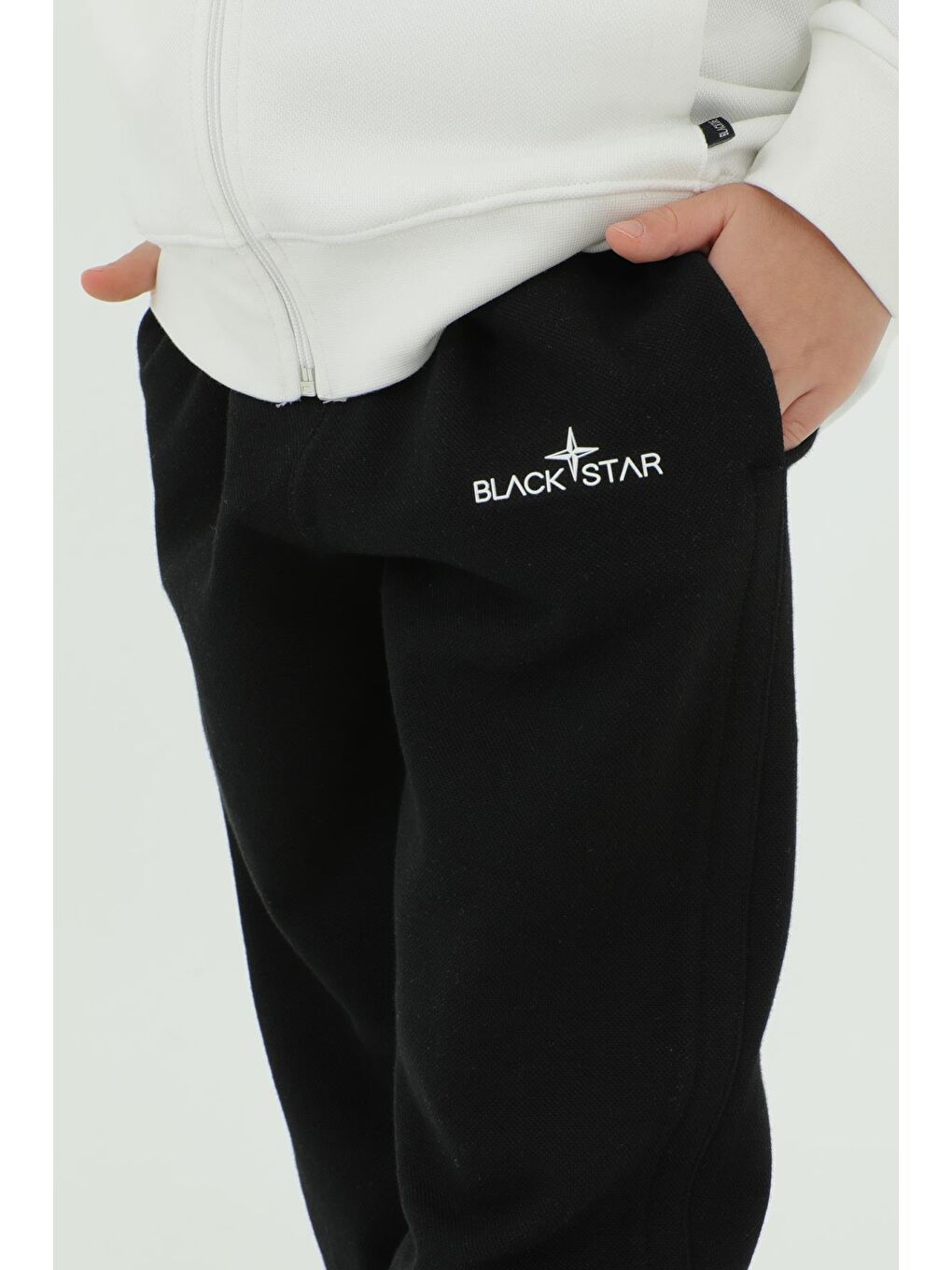 Ekru Bisiklet Yaka Erkek Çocuk T-Shırt Baskı Detaylı 3 Lü Eşofman Takımı-4