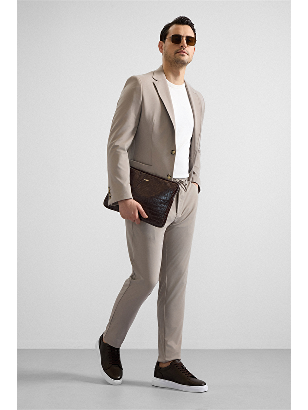 Kahverengi Sütlü Kahve Slim Mono Yaka Düz Torba Cep 6 Drop Takım Elbise-6