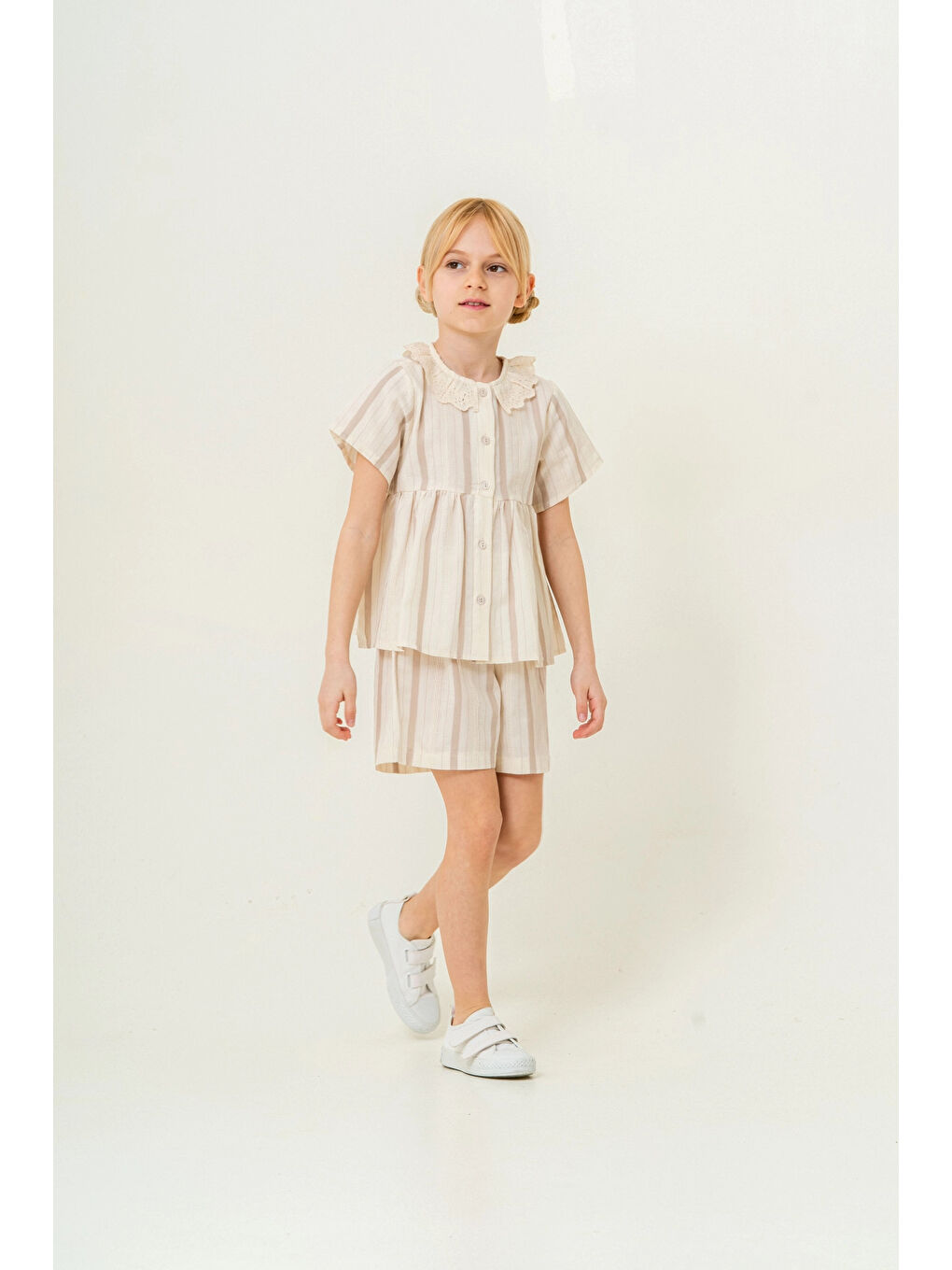 Bej Yaka Detaylı Kız Çocuk Takım 3825-4