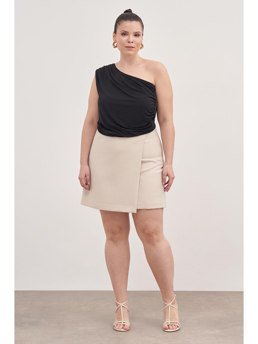 Siyah Tek Omuz Drapeli Top-2