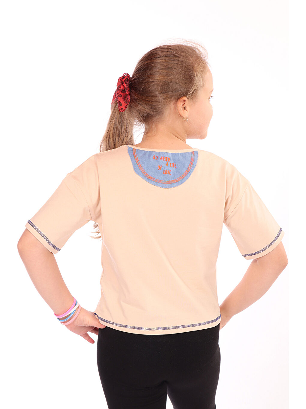 Bej Kız Çocuk Roses Yazı Baskılı Tişört-1