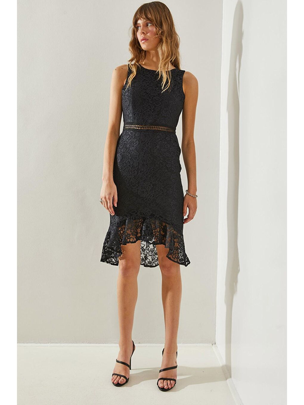 Siyah Kadın Dantelli Fisto Detaylı Astarlı Abiye  Elbise