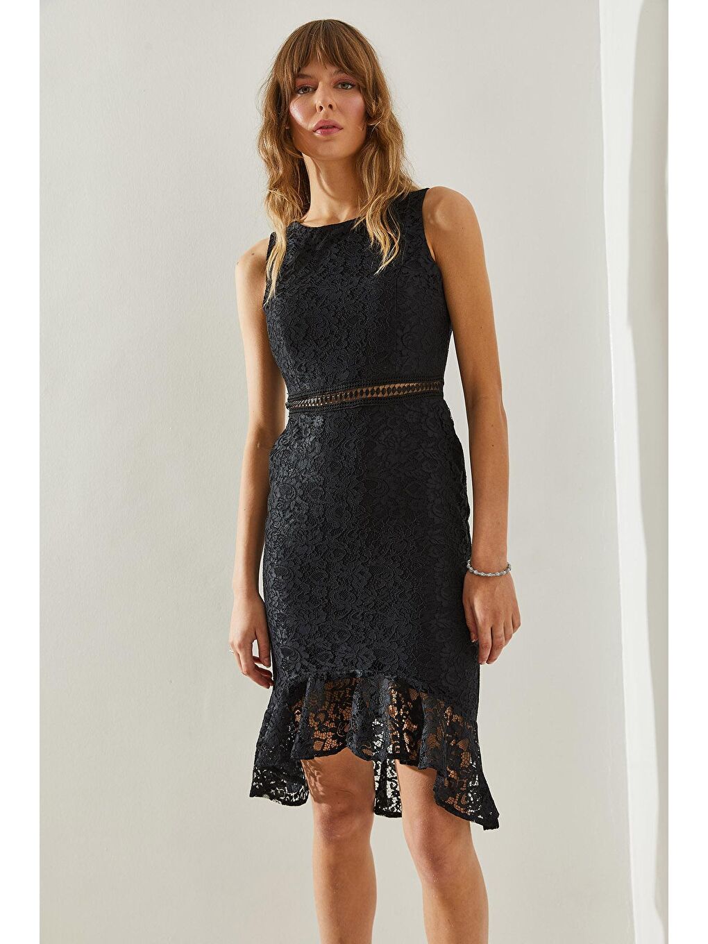 Siyah Kadın Dantelli Fisto Detaylı Astarlı Abiye  Elbise-2