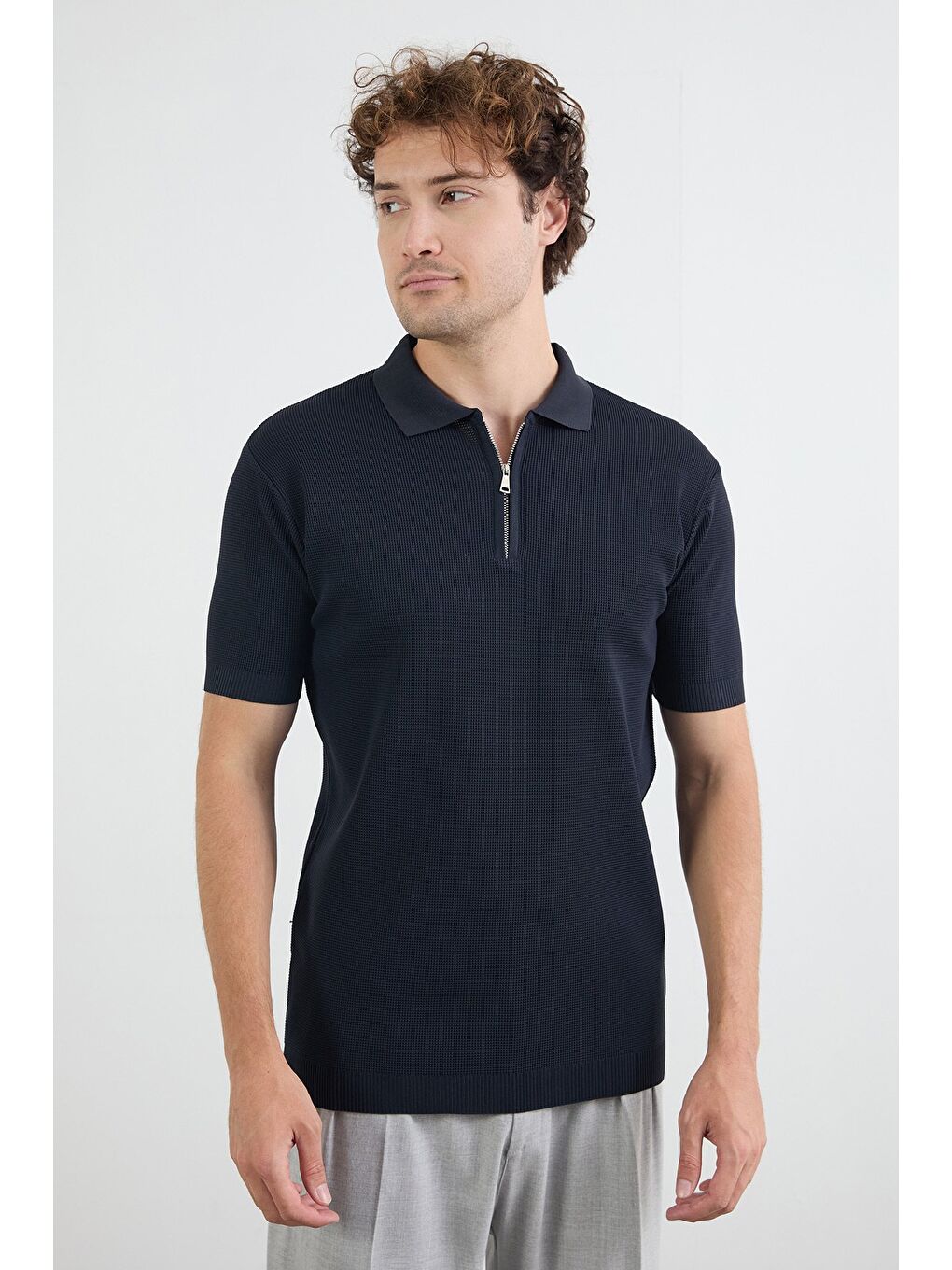 Lacivert Waffle Kumaş Polo Yaka Yarım Fermuarlı Triko Tişört-1