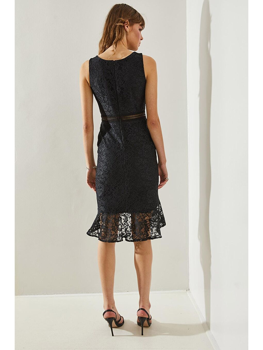 Siyah Kadın Dantelli Fisto Detaylı Astarlı Abiye  Elbise-5