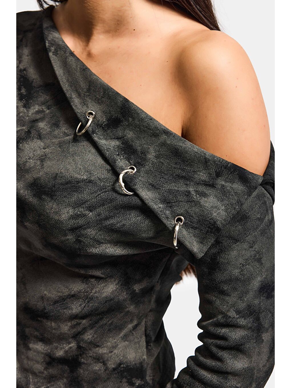 Kadın Siyah w5 Asimetrik Kesim Tek Omuz Açık Özel Tasarım Crop Top-1