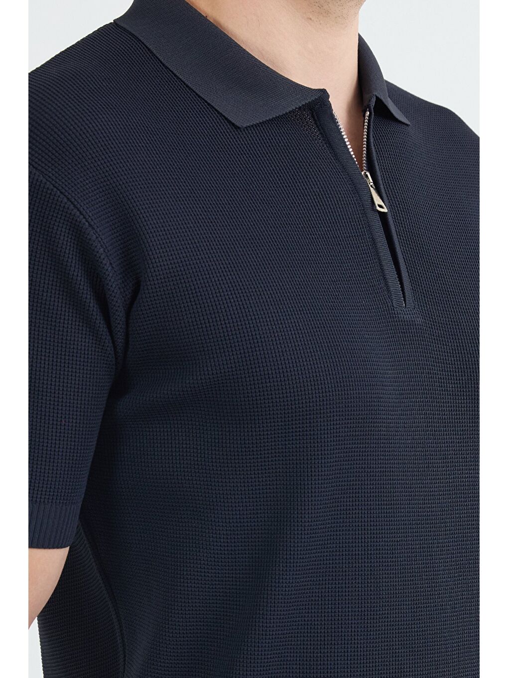 Lacivert Waffle Kumaş Polo Yaka Yarım Fermuarlı Triko Tişört-4