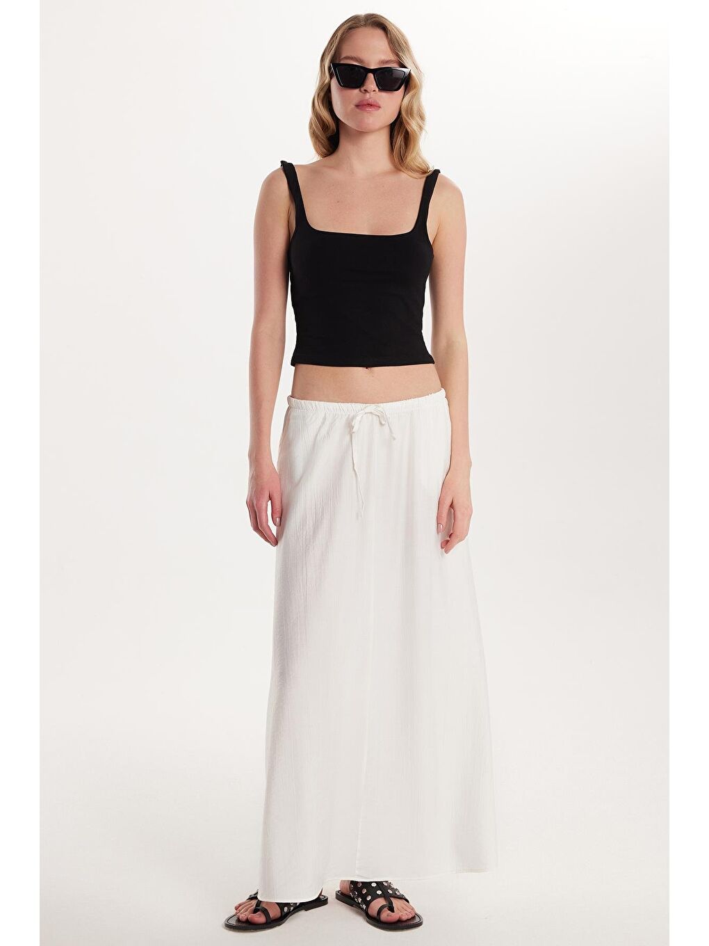 Kadın Standart Fit Beli Lastikli Bağlamalı Ekru Etek-1