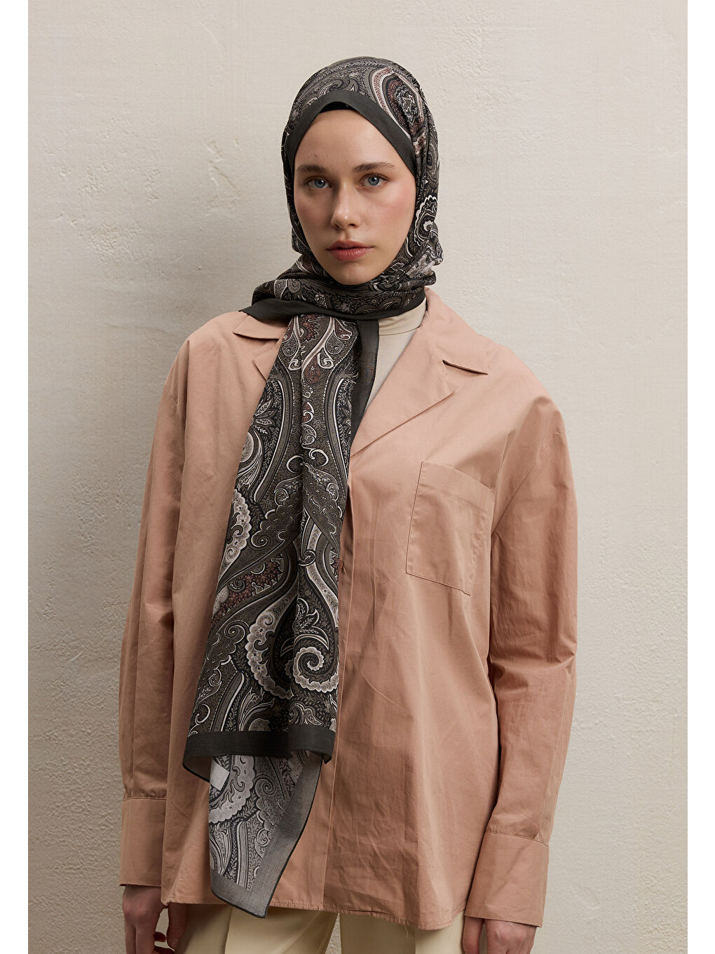 Bej Ember Desen Şal Vizon