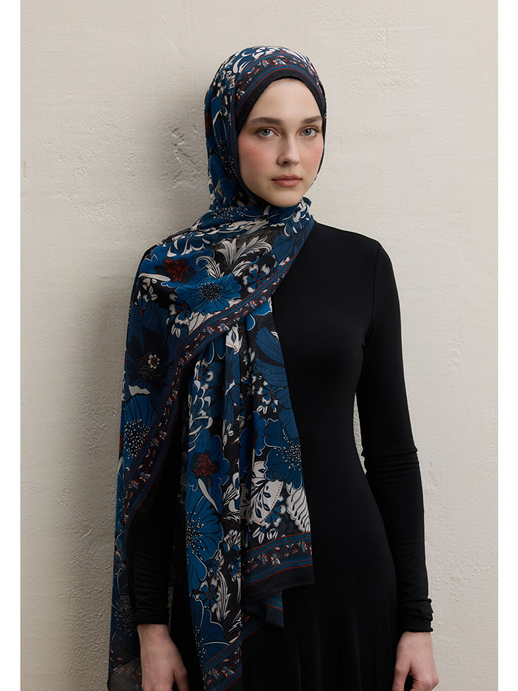 Dahlıa Desen İpek Krep Şal Gece Mavisi-2
