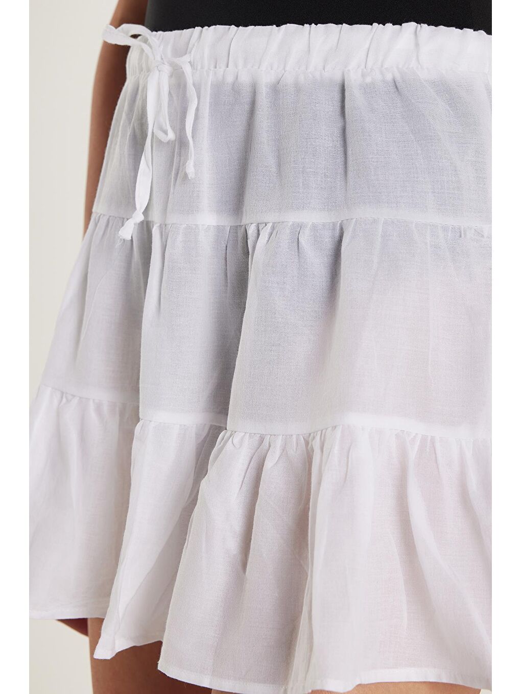 Kadın Relax Fit Bağlama Detaylı Beli Lastikli Beyaz Etek-2