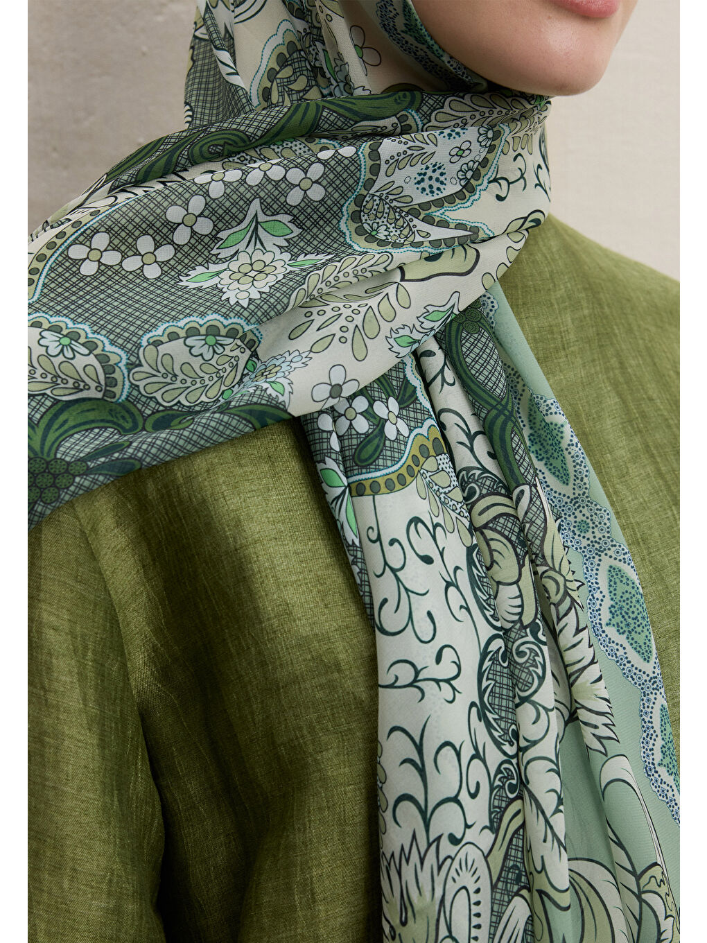 Yeşil Poppıes Desen İpek Krep Şal Çağla-2