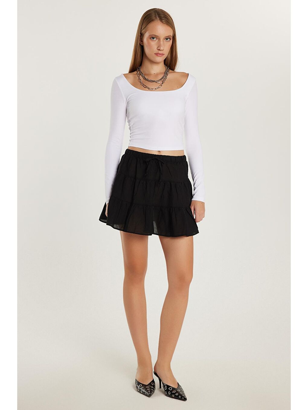 Kadın Relax Fit Bağlama Detaylı Beli Lastikli Siyah Etek-3