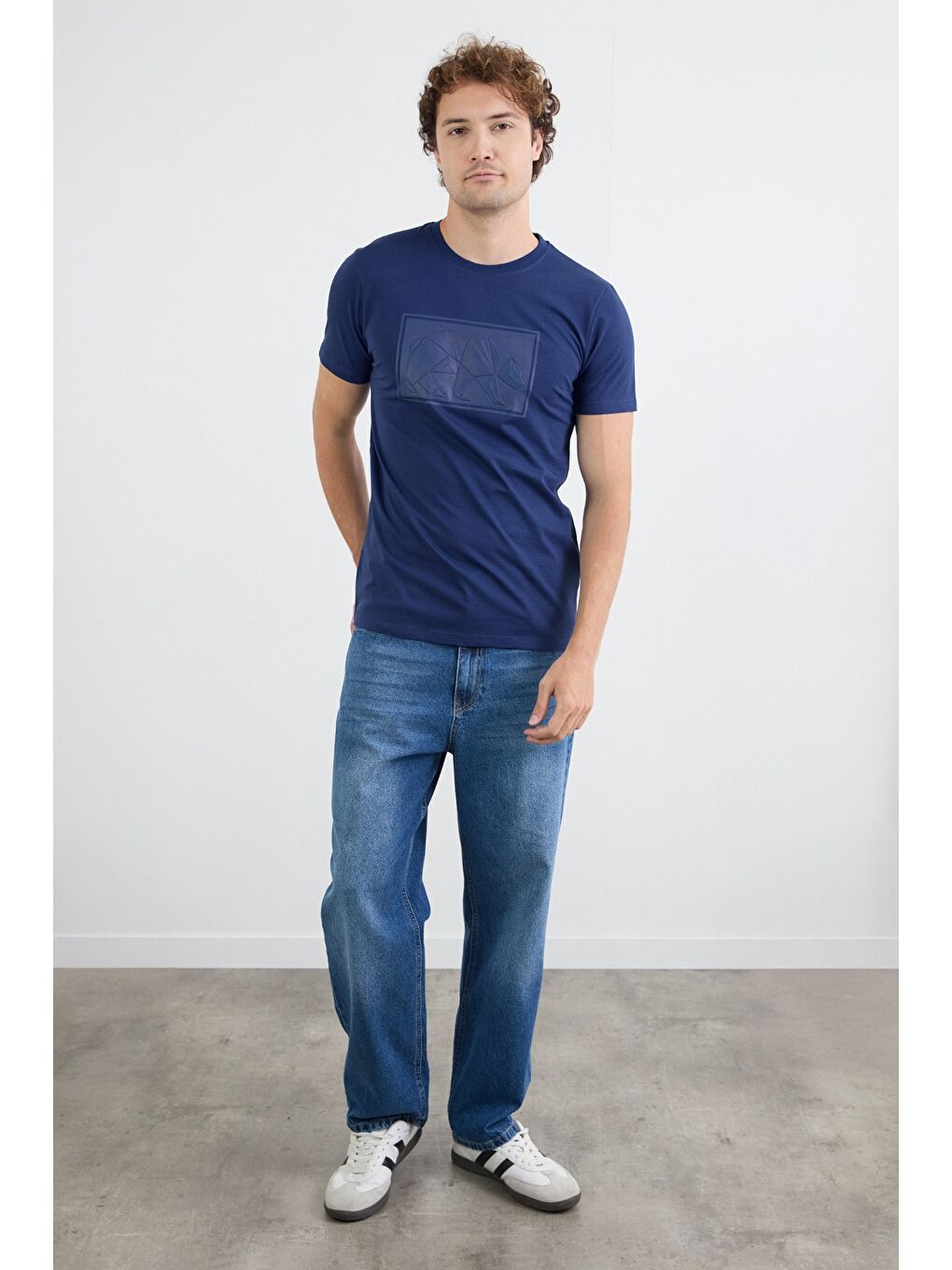 Lacivert Kutup Ayısı Kabartma Baskılı Tişört-2