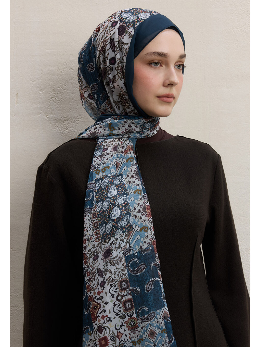Ethnıc Fıgure Desen İpek Krep Şal Petrol-1