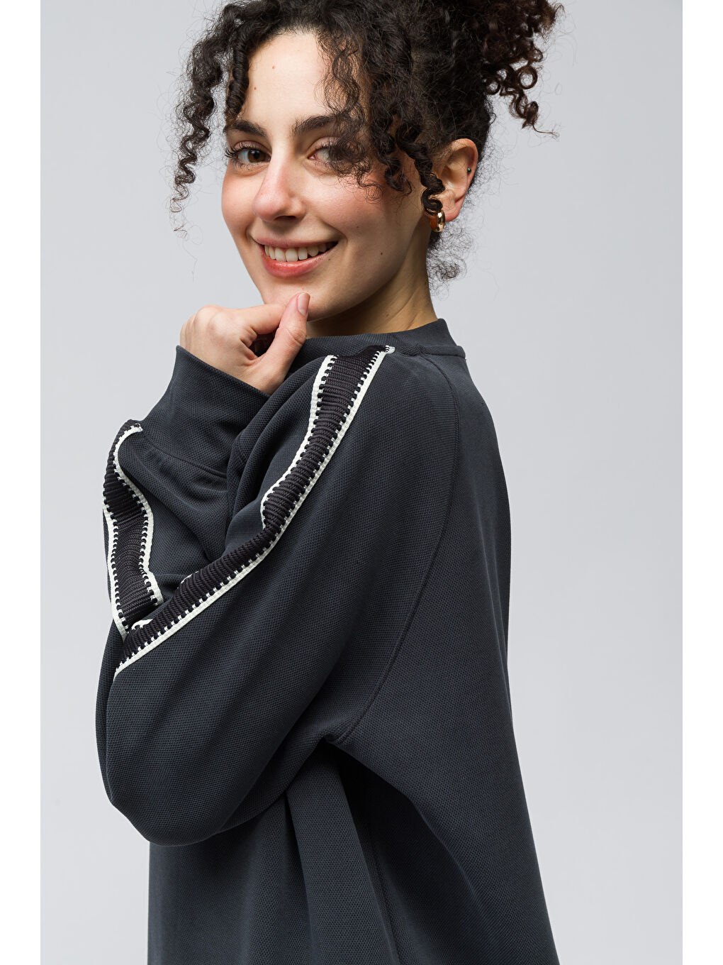 Madrid - Şerit Detaylı Pike Modal Kumaş Oversize Sweatshirt - Antrasit Renk-5