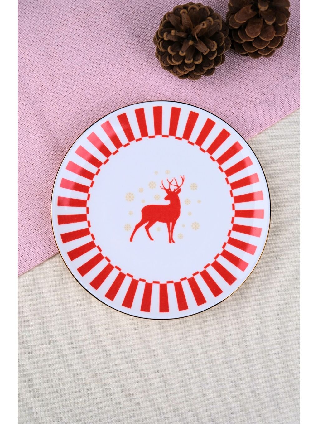 Karışık Porselen Altın Yaldızlı Geyik Pasta Tabağı 20,50cm Tekli-3