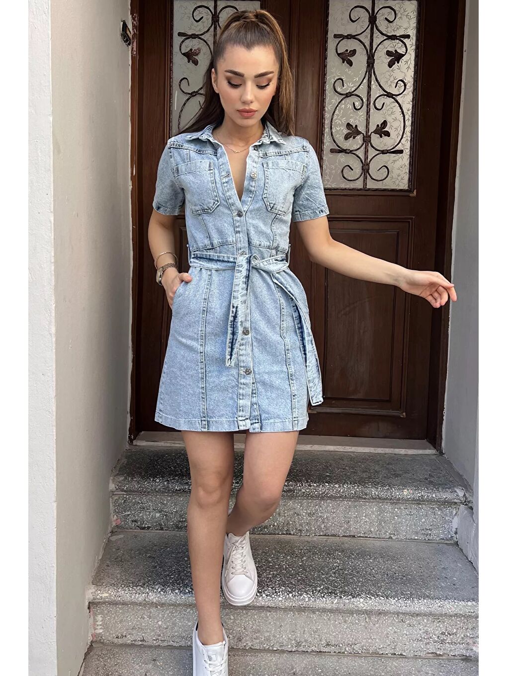 Mavi Çift Cepli Bel Kuşak Detaylı Jean Elbise-2