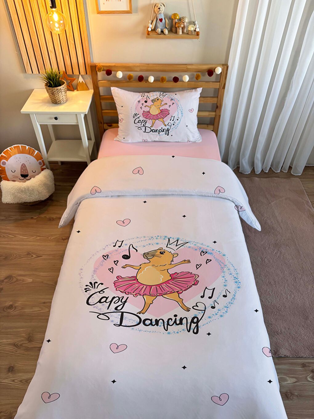 Karışık Çift Taraflı Desenli Tek Kişilik Nevresim Takımı-1