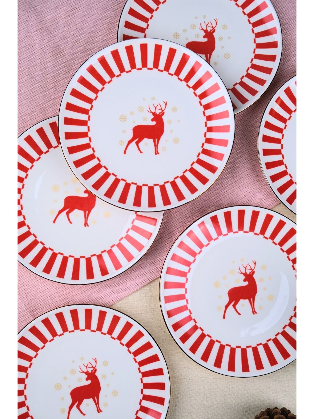 Karışık Porselen Altın Yaldızlı Geyik Pasta Tabağı 20,50cm 6 lı