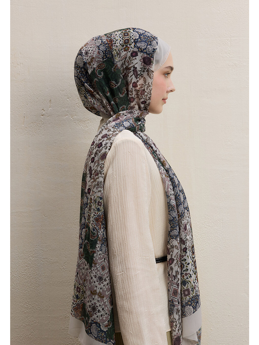 Ethnıc Fıgure Desen İpek Krep Şal Bej-2