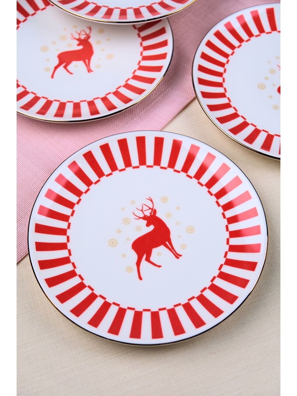 Karışık Porselen Altın Yaldızlı Geyik Pasta Tabağı 20,50cm 6 lı-2