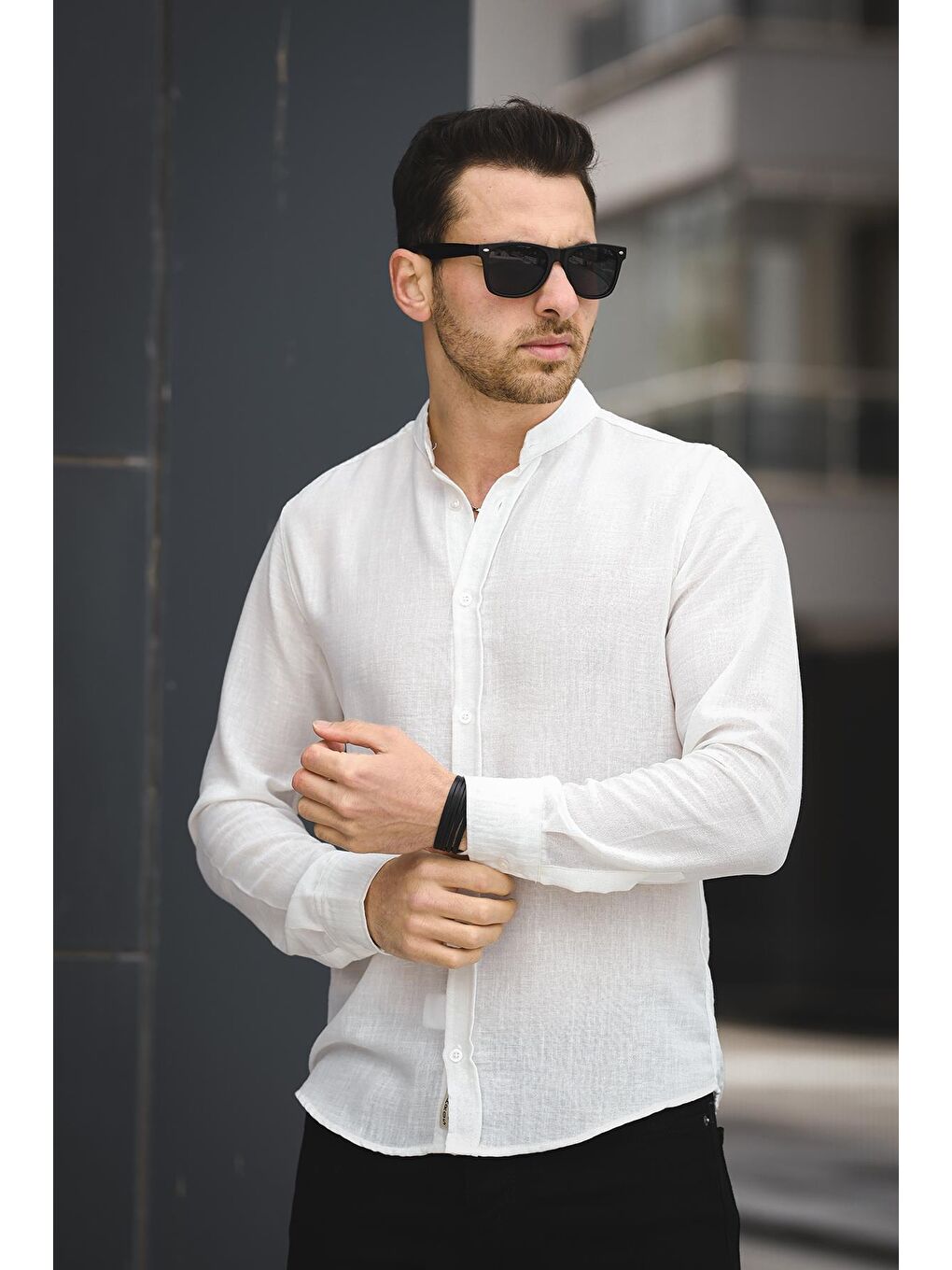 Beyaz Kırınkıl Desen Hakim Yaka Erkek Gömlek-1