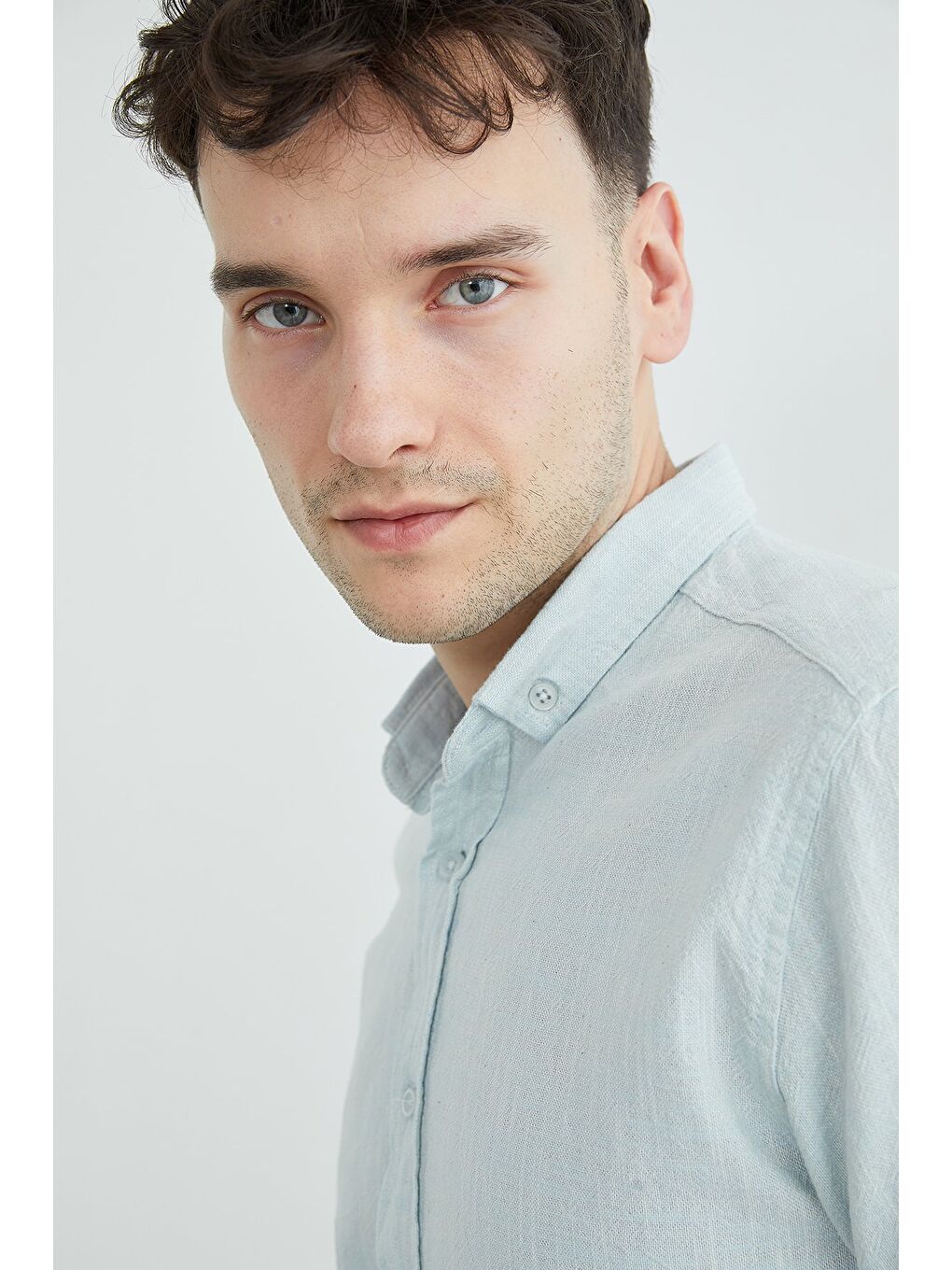 Mavi Flamlı Düğmeli Keten Görünümlü Gömlek-1