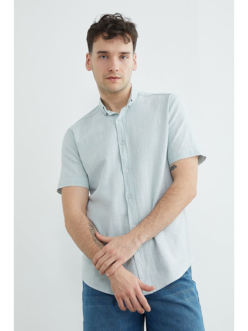 Mavi Flamlı Düğmeli Keten Görünümlü Gömlek-4