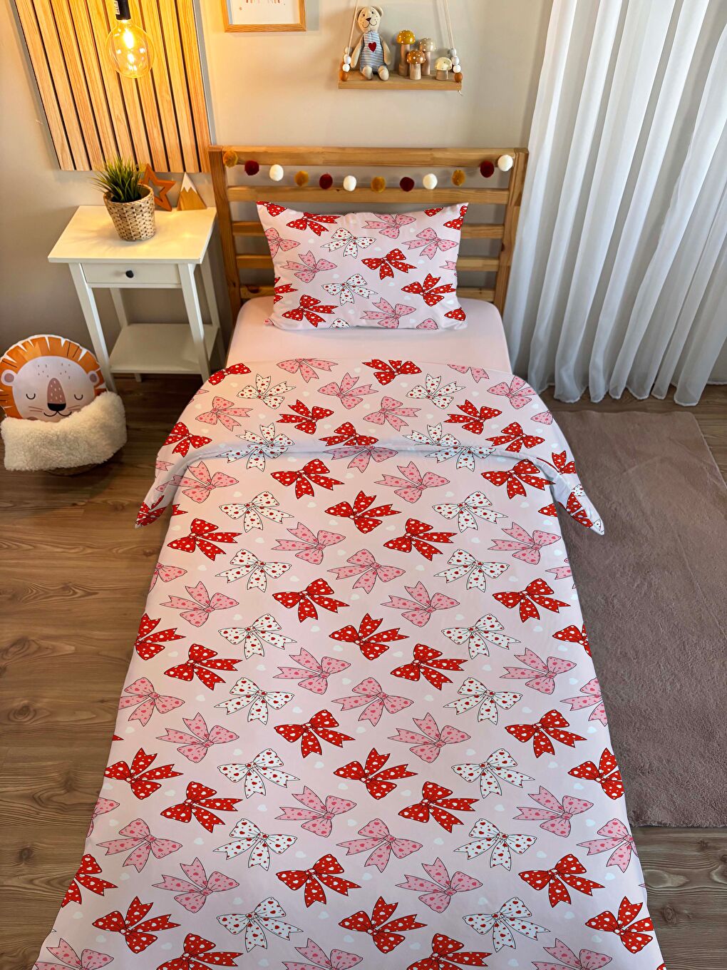 Karışık Çift Taraflı Fiyonk Desenli - Baskılı Tek Kişilik Nevresim Takımı-1