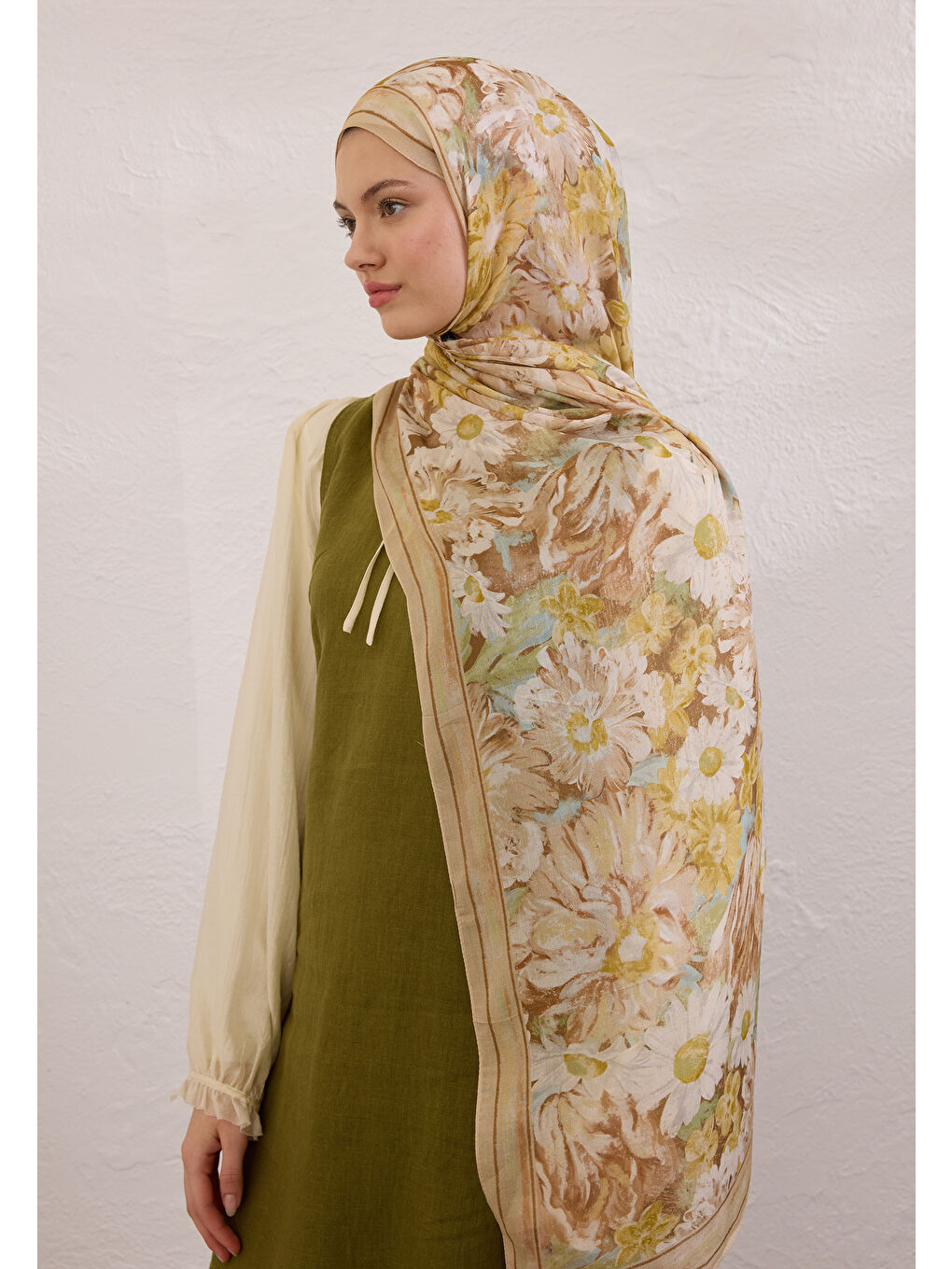 Jasmıne Joy Desen Rami Şal Bej-3