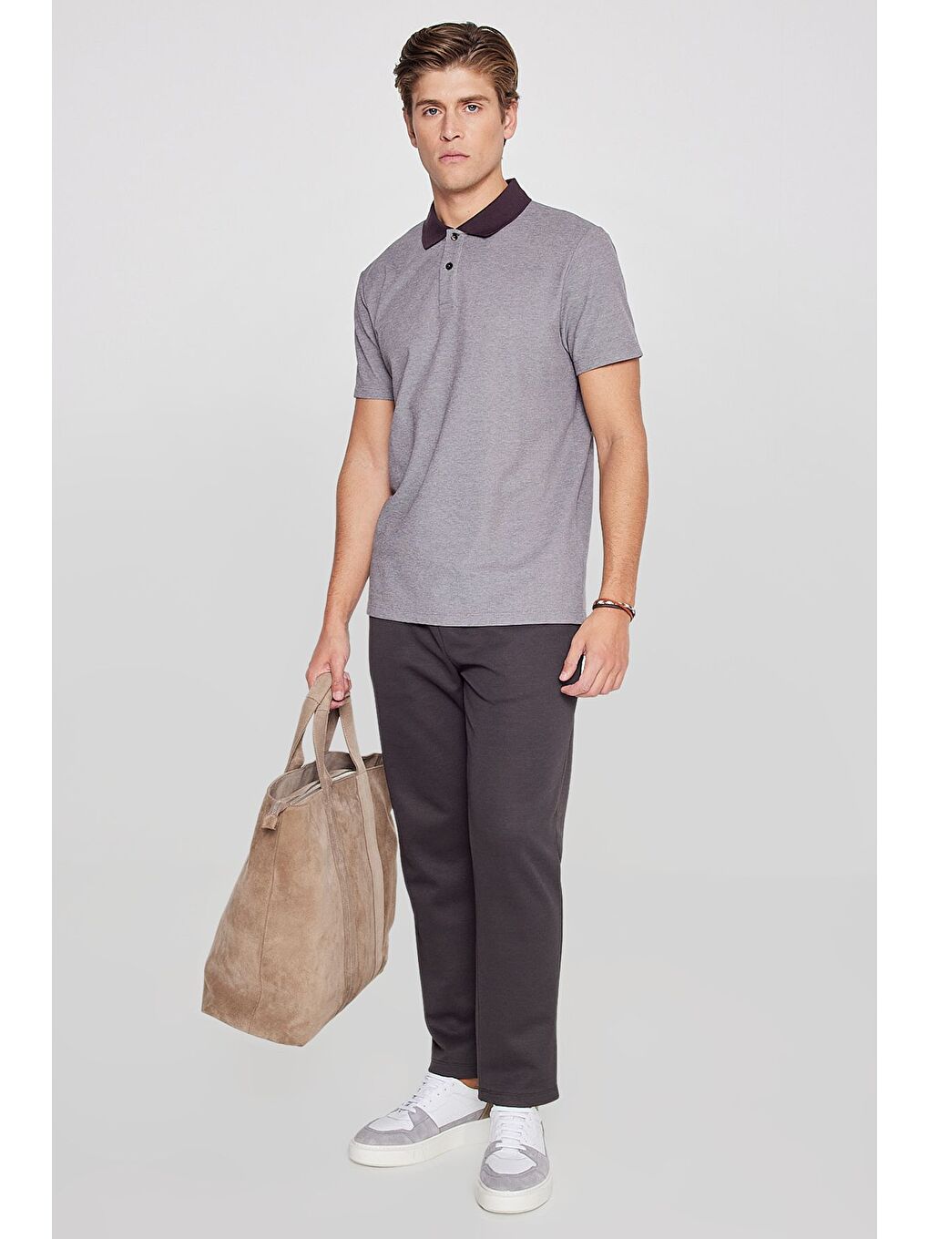 Erkek Kahverengi Pamuklu Standart Fit Normal Kesim Beli Lastikli Diagonal Desenli Örme Pantolon-2