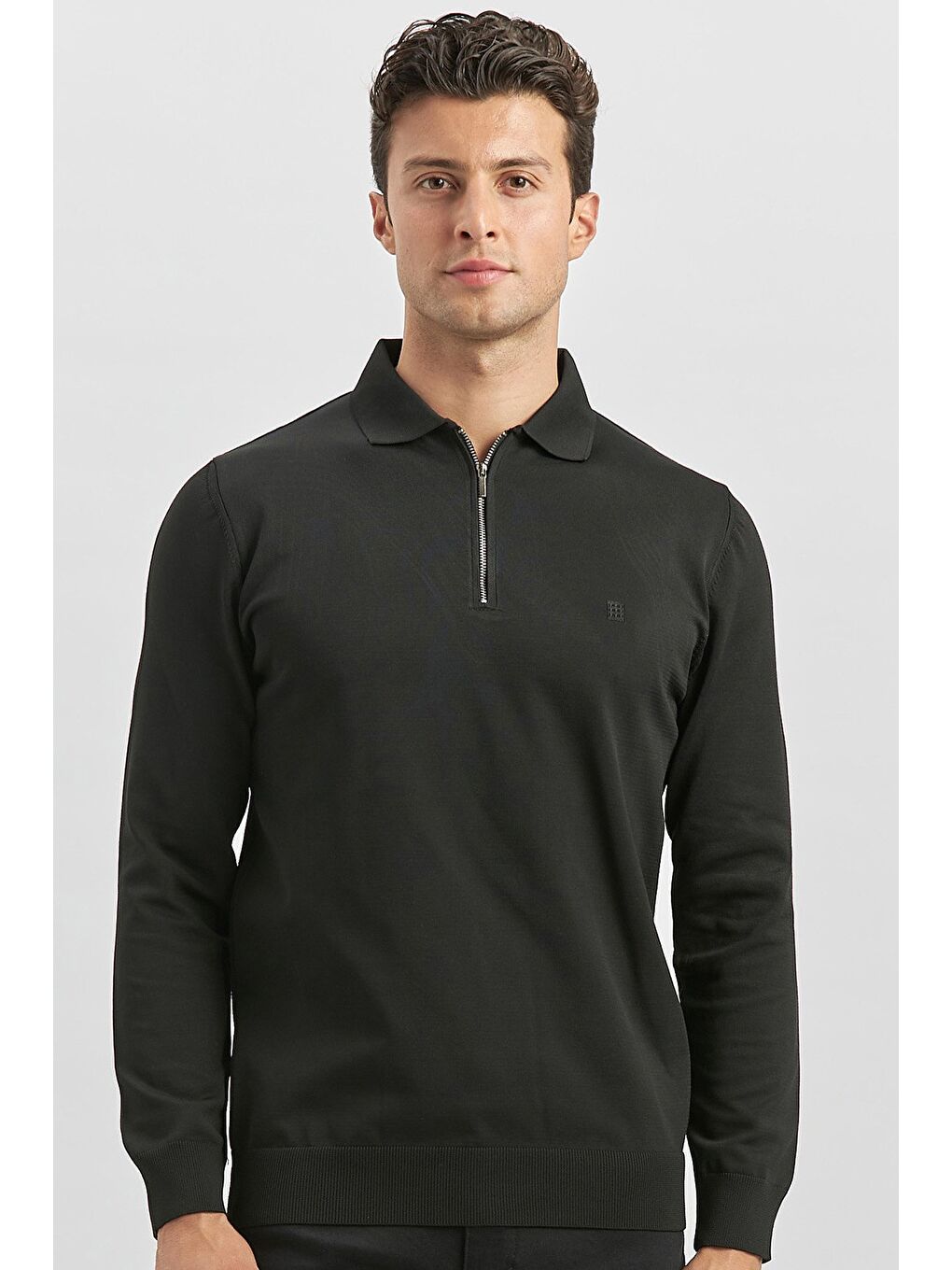 Siyah Uzun Kollu Örme Polo Yaka Slim Fit Dar Kesim Triko 1012245150-1
