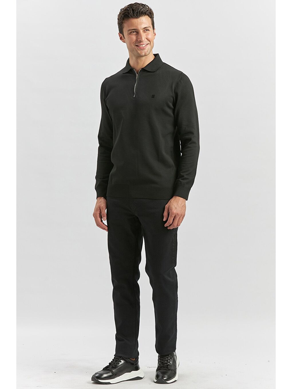 Siyah Uzun Kollu Örme Polo Yaka Slim Fit Dar Kesim Triko 1012245150-3