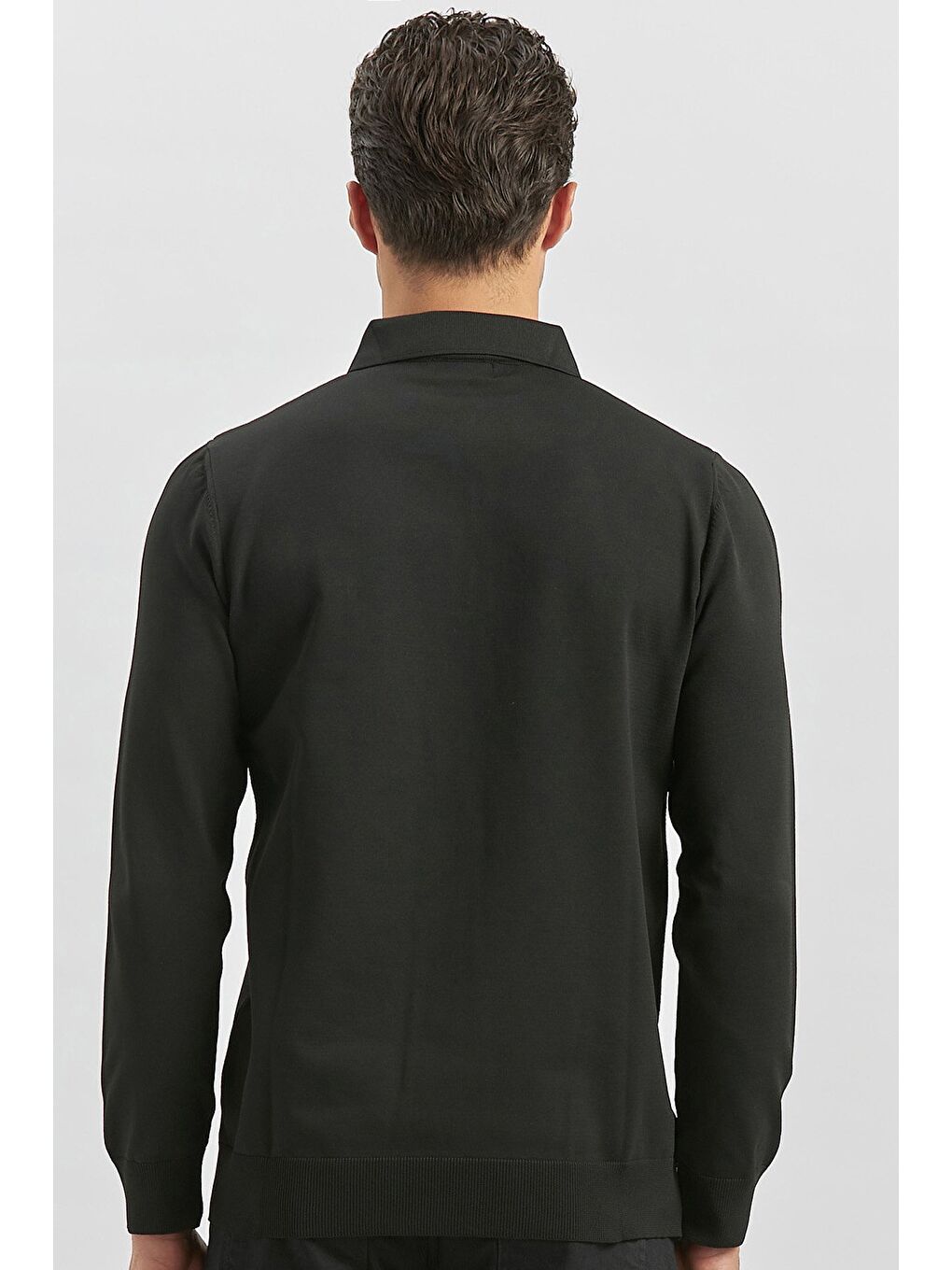 Siyah Uzun Kollu Örme Polo Yaka Slim Fit Dar Kesim Triko 1012245150-4
