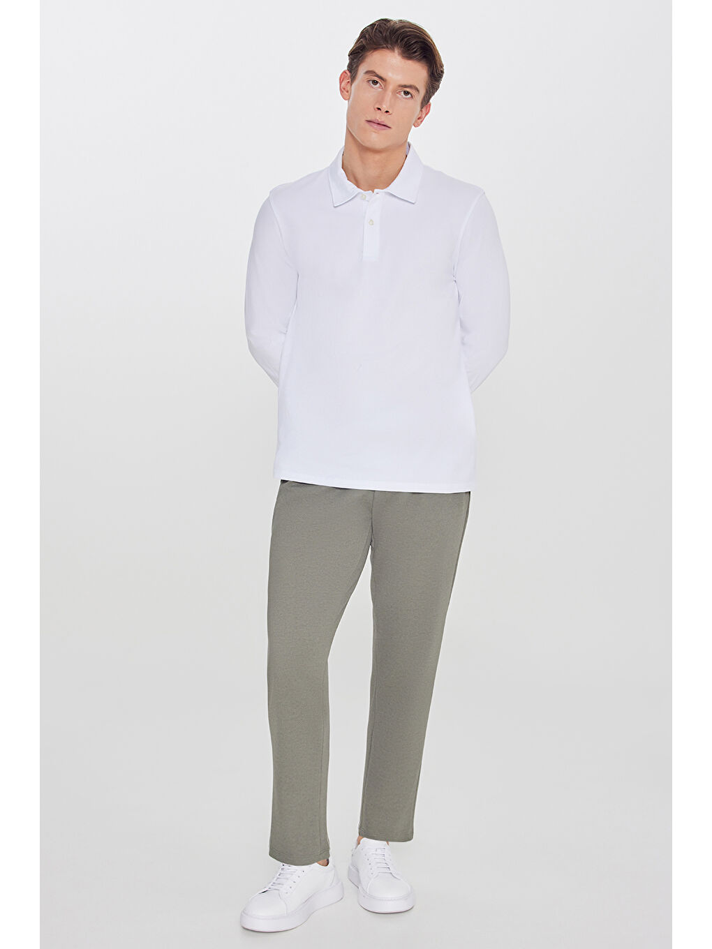 Erkek Haki Pamuklu Standart Fit Normal Kesim Beli Lastikli Diagonal Desenli Örme Pantolon