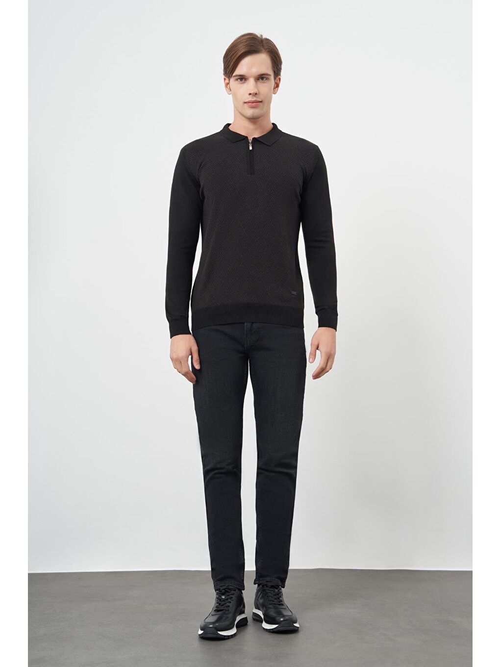 Siyah Uzun Kol Kendinden Desenli Örme Polo Yaka Classic Comfort Fit Triko 1012245160-1