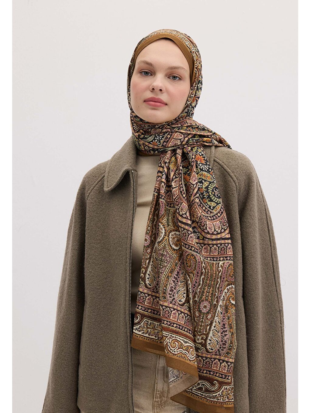 Kahverengi Nordıc Paısley Desen Şal Camel