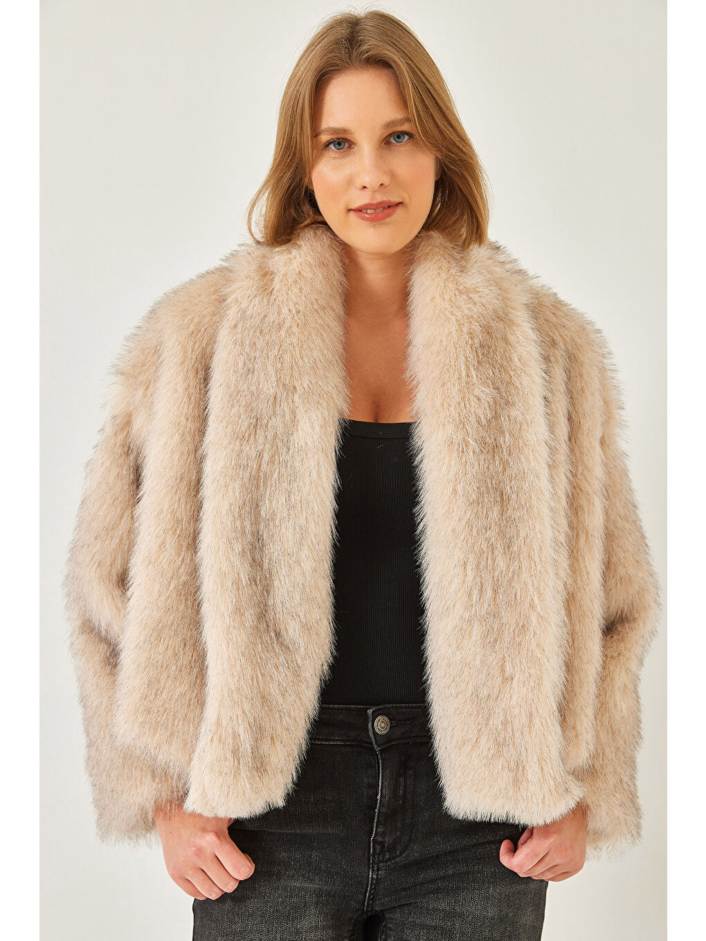 Bej Kadın Premium Suni Kürk Ceket